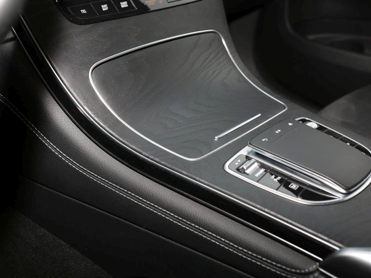 Mercedes-Benz GLC 300 e 4M Coupé AMG Schiebedach Distronic AHK