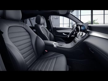 Mercedes-Benz GLC 300 e 4M Coupé AMG Schiebedach Distronic AHK