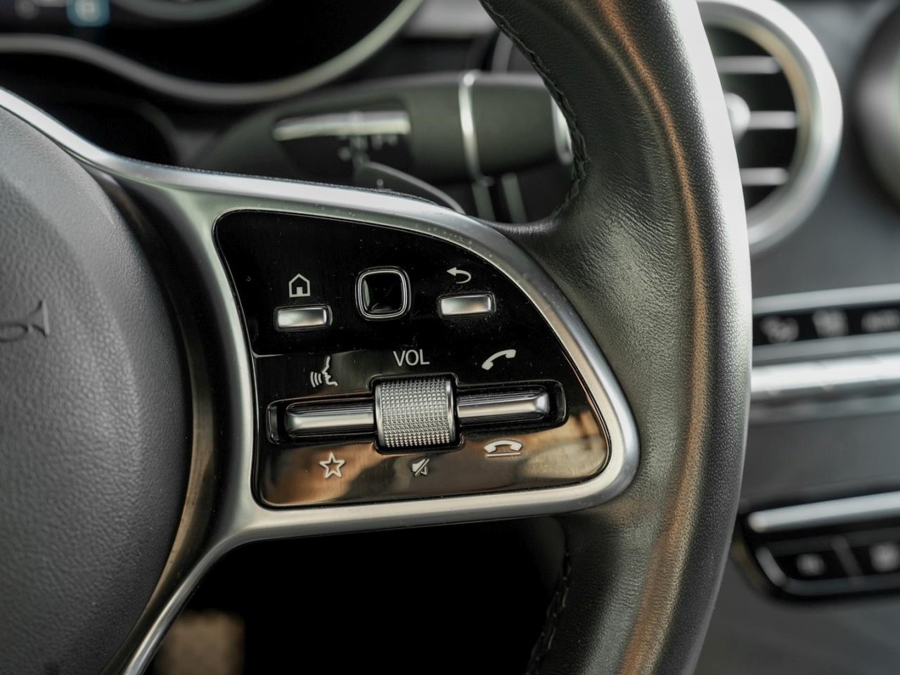 Mercedes-Benz GLC 300 e 4M Coupé AMG Night MBUX 360° Burmester