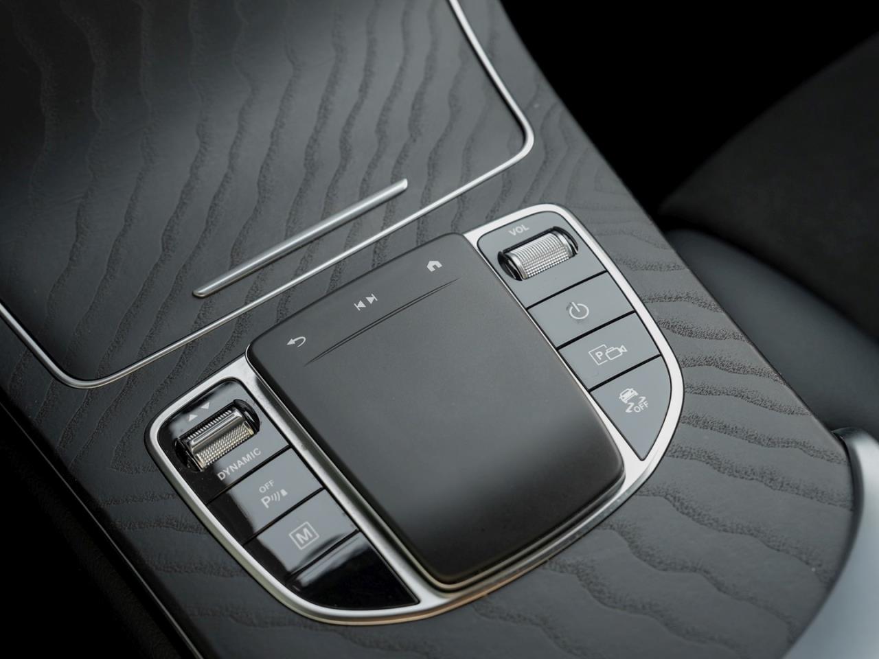 Mercedes-Benz GLC 300 e 4M Coupé AMG Night MBUX 360° Burmester