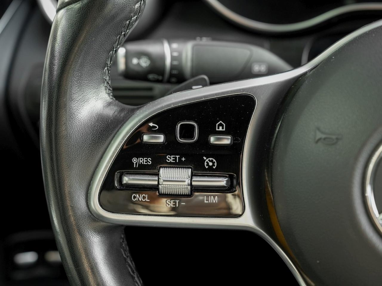 Mercedes-Benz GLC 300 e 4M Coupé AMG Night MBUX 360° Burmester