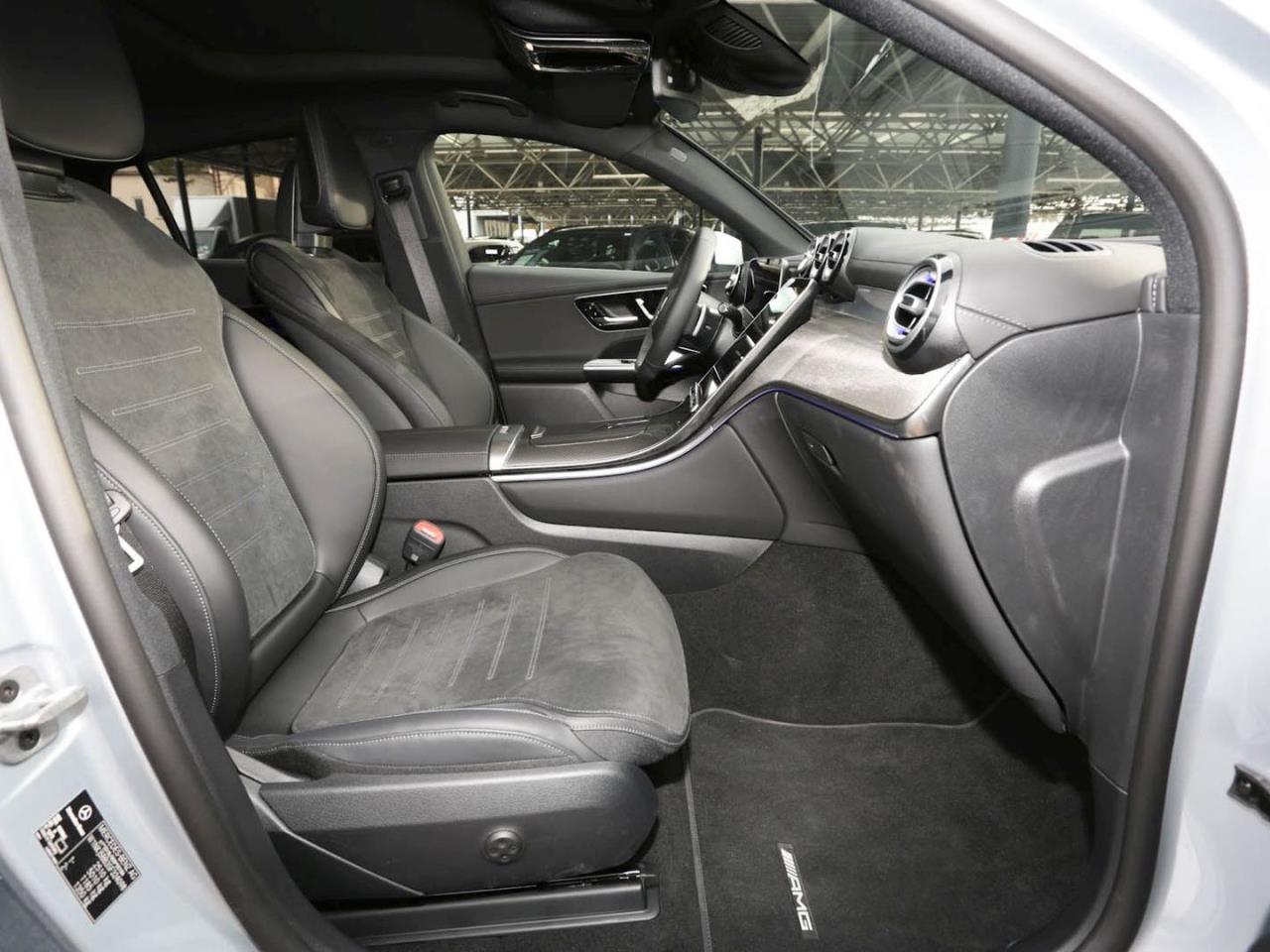 Mercedes-Benz GLC 200 4M Coupé AMG Panorama Distronic 360° AHK