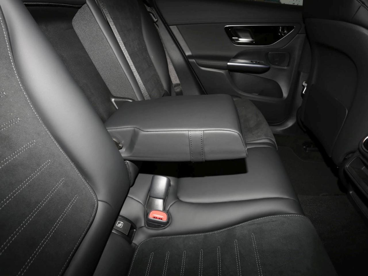 Mercedes-Benz GLC 200 4MATIC Coupé AMG Night AHK 360° Memory