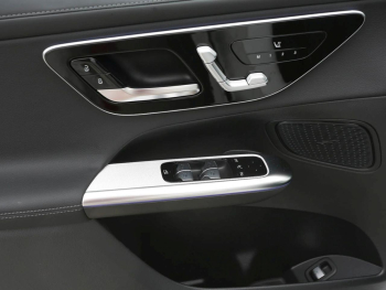 Mercedes-Benz GLC 200 4MATIC Coupé AMG Night AHK 360° Distronic