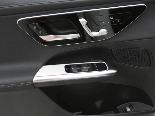 Mercedes-Benz GLC 200 4MATIC Coupé AMG Night AHK 360° Distronic