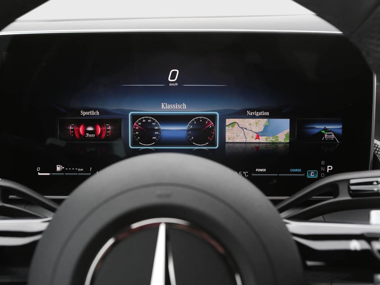 Mercedes-Benz GLC 200 4MATIC Coupé AMG Night AHK 360° Distronic