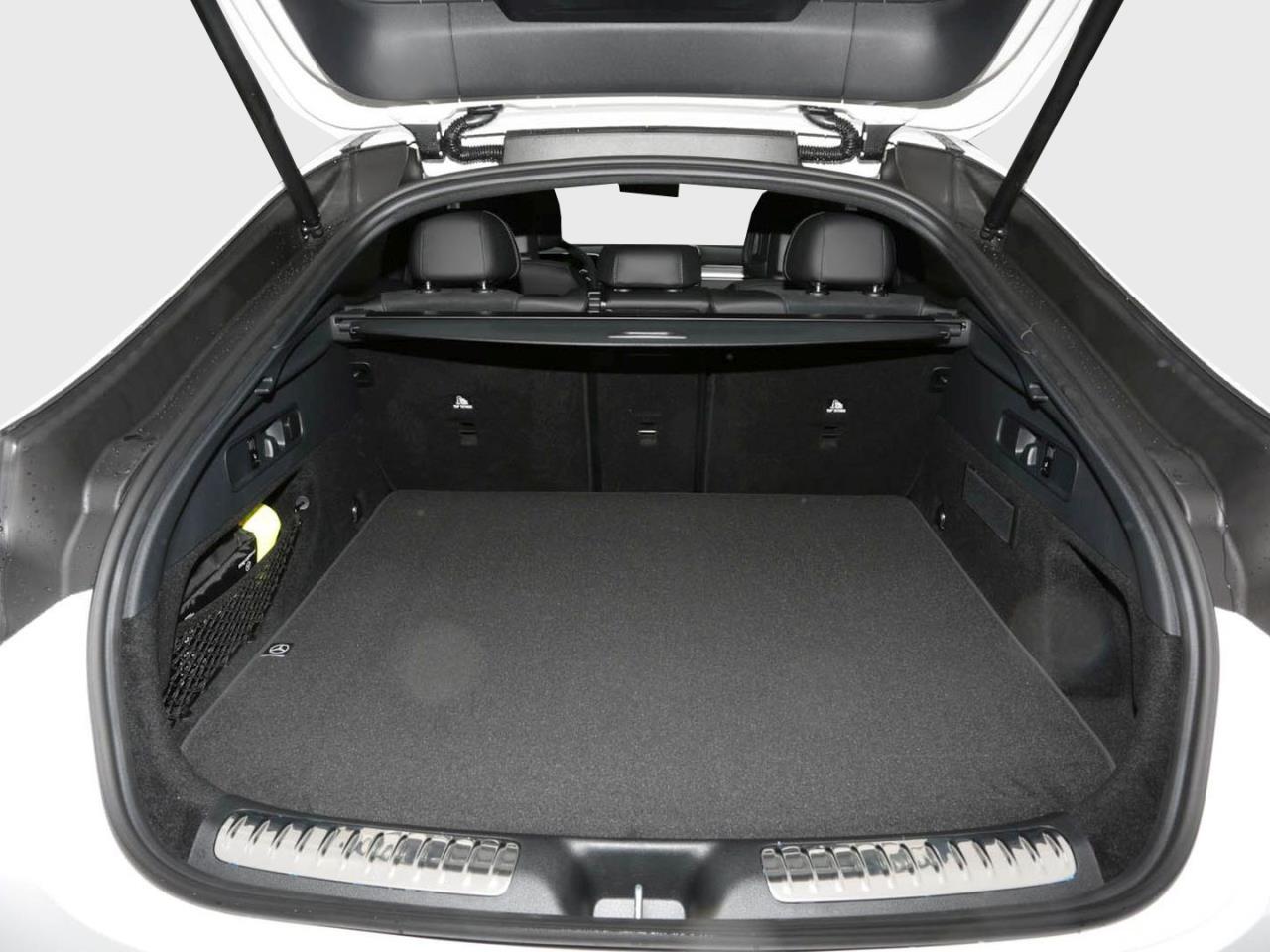 Mercedes-Benz GLC 200 4MATIC Coupé AMG Night AHK 360° Distronic