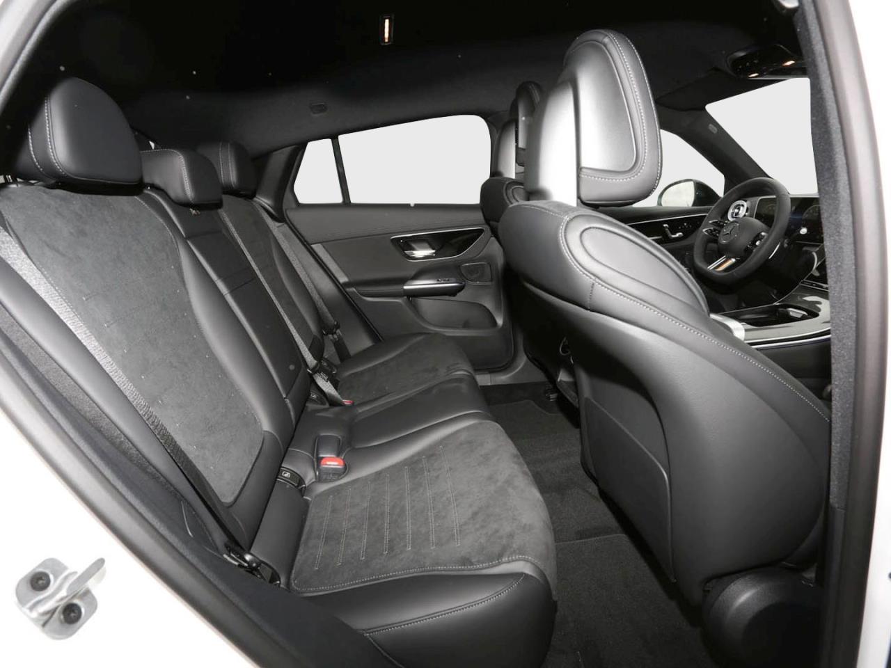 Mercedes-Benz GLC 200 4MATIC Coupé AMG Night AHK 360° Distronic