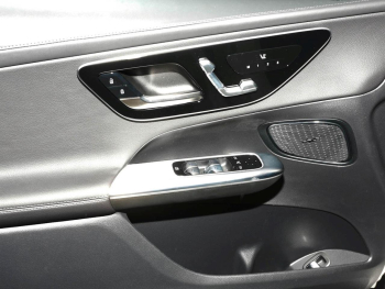 Mercedes-Benz GLC 200 4MATIC Coupé AMG Night AHK 360° Distronic