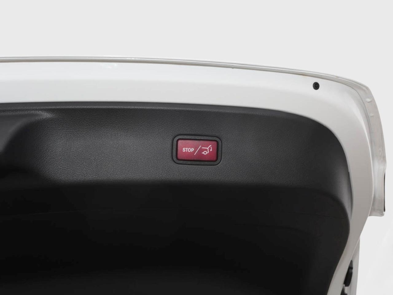 Mercedes-Benz GLC 200 4MATIC Coupé AMG Night AHK 360° Distronic