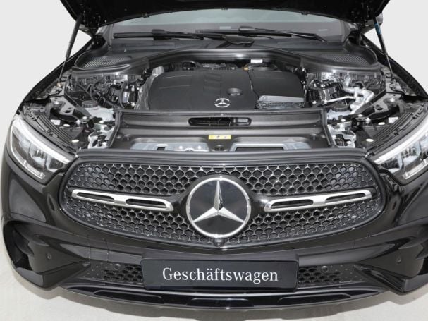 Mercedes-Benz GLC 200 d 4MATIC Coupé AMG Night Panorama 360° Mercedes-Benz GLC 200 d 4MATIC Coupé AMG Night Panorama 360°