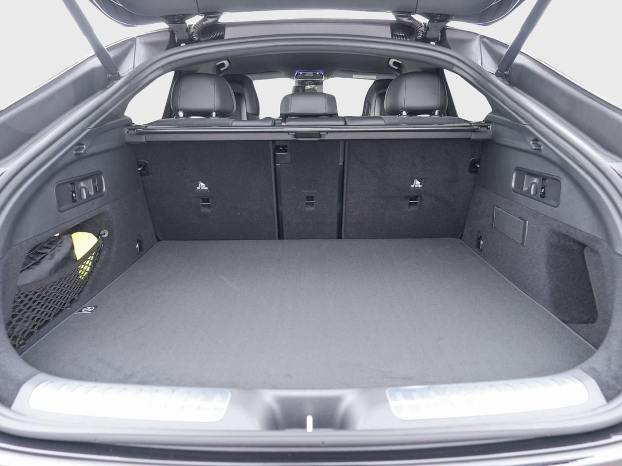 Mercedes-Benz GLC 200 d 4MATIC Coupé AMG Distronic 360° AHK