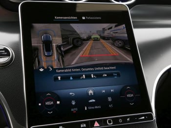 Mercedes-Benz GLC 200 d 4MATIC Avantagrde Distronic 360° AHK