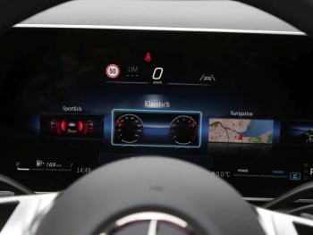 Mercedes-Benz GLC 200 d 4MATIC Avantagrde Distronic 360° AHK
