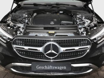 Mercedes-Benz GLC 200 d 4MATIC Avantagrde Distronic 360° AHK