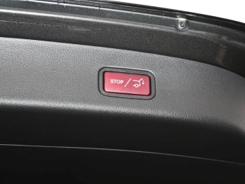 Mercedes-Benz GLC 200 d 4MATIC Avantagrde Distronic 360° AHK