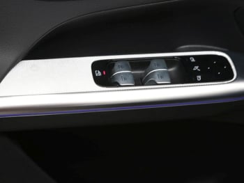 Mercedes-Benz GLC 200 d 4MATIC Avantagrde Distronic 360° AHK