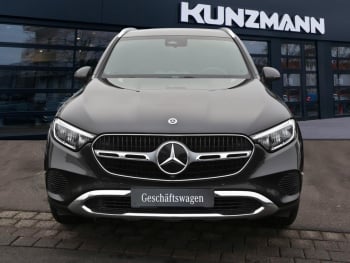 Mercedes-Benz GLC 200 d 4MATIC Avantagrde Distronic 360° AHK