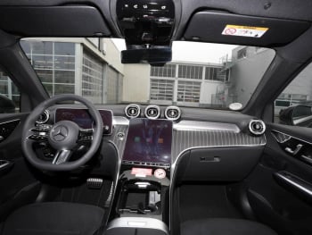 Mercedes-Benz GLC 200 d 4MATIC AMG MBUX Navi Memory AHK 360° Mercedes-Benz GLC 200 d 4MATIC AMG MBUX Navi Memory AHK 360°