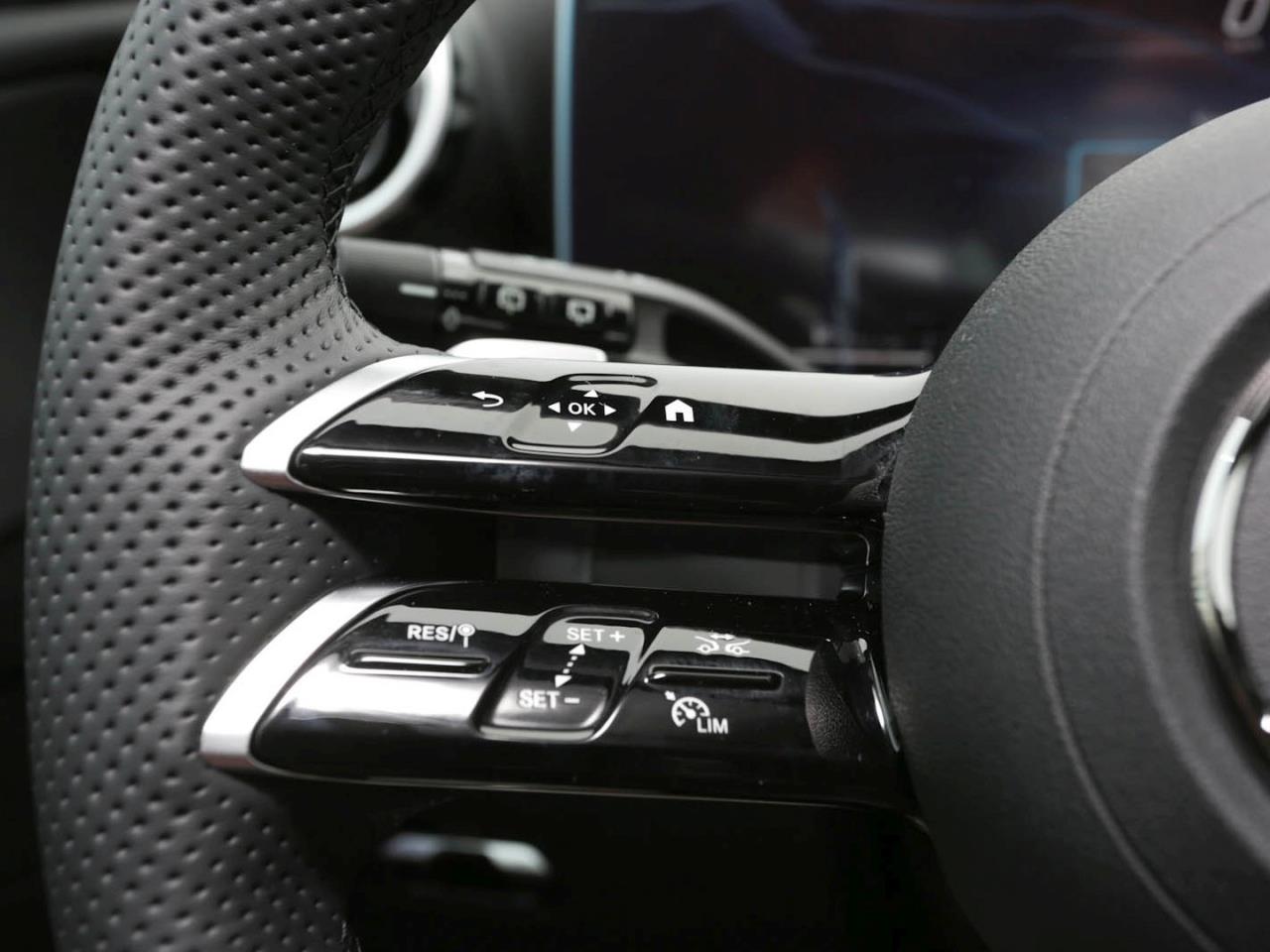 Mercedes-Benz GLC 200 d 4MATIC AMG MBUX Navi Memory AHK 360°