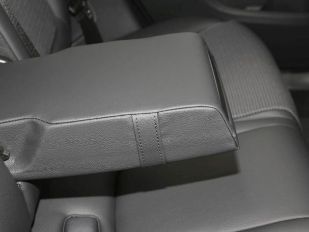 Mercedes-Benz GLC 200 d 4MATIC Avantgarde AHK MBUX Navi-Prem. Mercedes-Benz GLC 200 d 4MATIC Avantgarde AHK MBUX Navi-Prem.