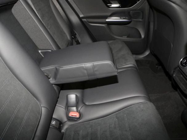 Mercedes-Benz GLC 200 d 4MATIC AMG Comand Panorama Memory Mercedes-Benz GLC 200 d 4MATIC AMG Comand Panorama Memory