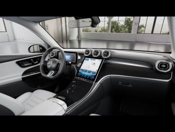 Mercedes-Benz GLC 200 d 4MATIC AMG MBUX Navi Distronic AHK 360°