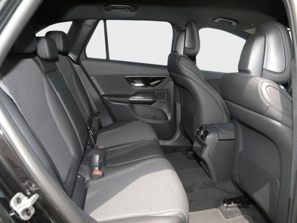 Mercedes-Benz GLC 200 d 4MATIC Avantgarde MBUX Navi-Prem. AHK Mercedes-Benz GLC 200 d 4MATIC Avantgarde MBUX Navi-Prem. AHK