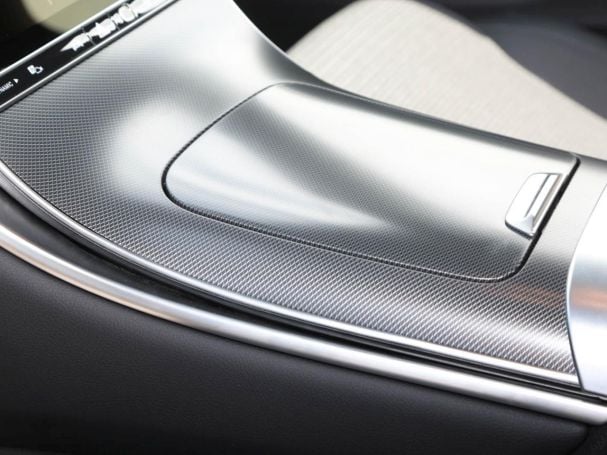 Mercedes-Benz GLC 200 d 4MATIC Avantgarde MBUX Navi-Prem. AHK Mercedes-Benz GLC 200 d 4MATIC Avantgarde MBUX Navi-Prem. AHK