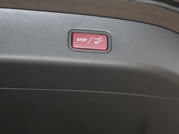 Mercedes-Benz GLC 200 d 4MATIC Avantgarde MBUX Navi-Prem. AHK Mercedes-Benz GLC 200 d 4MATIC Avantgarde MBUX Navi-Prem. AHK