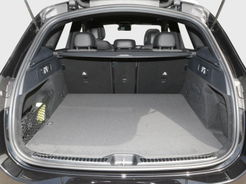 Mercedes-Benz GLC 200 d 4MATIC Avantgarde MBUX Navi-Prem. AHK