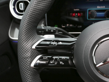 Mercedes-Benz GLC 200 d 4MATIC AMG Distronic Memory 360° AHK