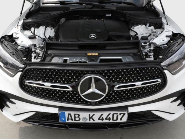 Mercedes-Benz GLC 200 d 4MATIC AMG Night Panorama AHK 360° Mercedes-Benz GLC 200 d 4MATIC AMG Night Panorama AHK 360°