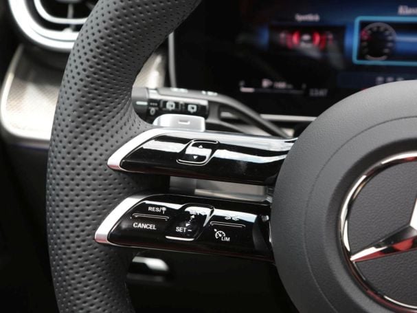 Mercedes-Benz GLC 200 d 4MATIC AMG Night Panorama AHK 360° Mercedes-Benz GLC 200 d 4MATIC AMG Night Panorama AHK 360°