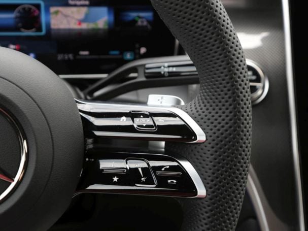 Mercedes-Benz GLC 200 d 4MATIC AMG Night Panorama AHK 360° Mercedes-Benz GLC 200 d 4MATIC AMG Night Panorama AHK 360°