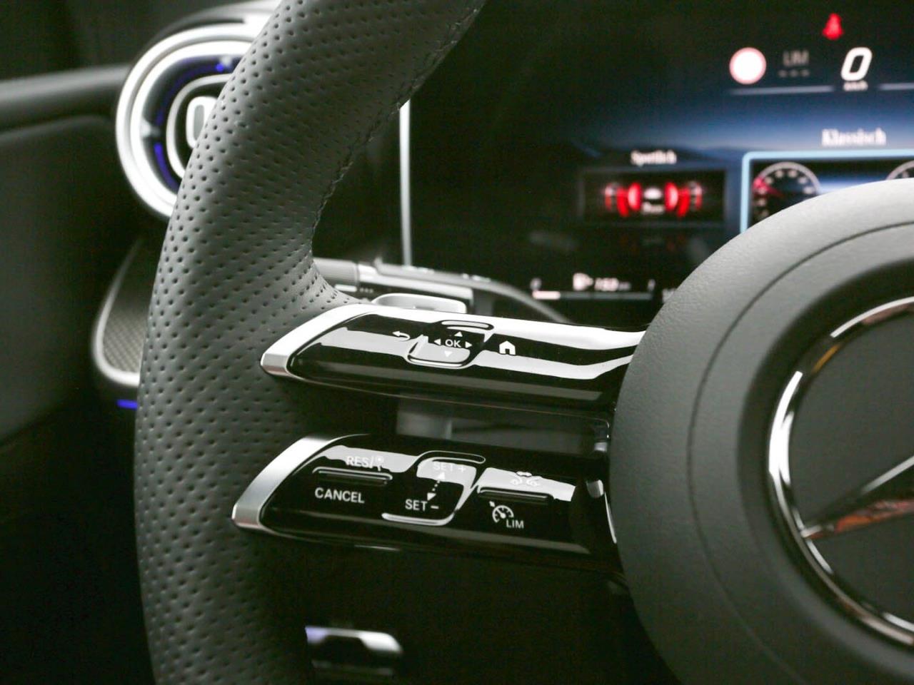 Mercedes-Benz GLC 220 d 4MATIC Coupé AMG Night Panorama AHK