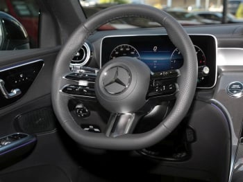 Mercedes-Benz GLC 220 d 4MATIC Coupé AMG Panorama Memory AHK