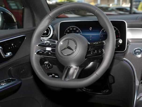 Mercedes-Benz GLC 220 d 4MATIC Coupé AMG Panorama Memory AHK Mercedes-Benz GLC 220 d 4MATIC Coupé AMG Panorama Memory AHK