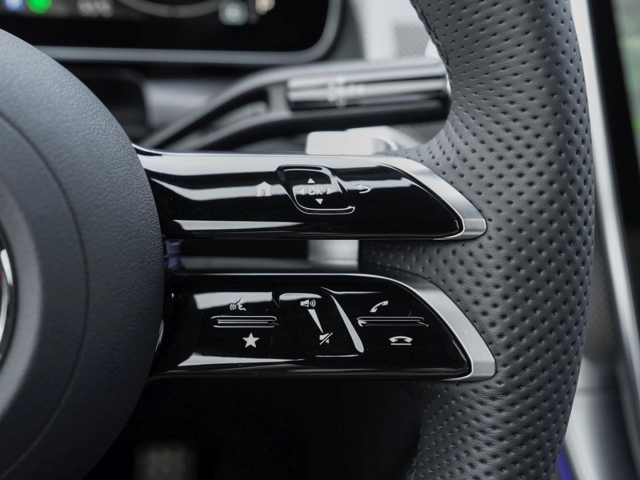 Mercedes-Benz GLC 220 d 4MATIC Coupé AMG Night Panorama 360°