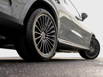 Mercedes-Benz GLC 300 4MATIC Coupé AMG Night Panorama 360° AHK