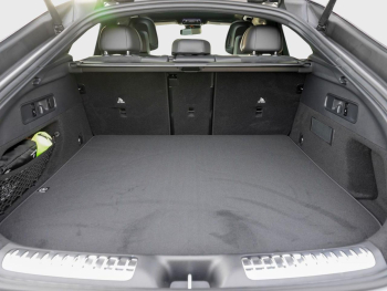 Mercedes-Benz GLC 300 4MATIC Coupé AMG Night Panorama 360° AHK