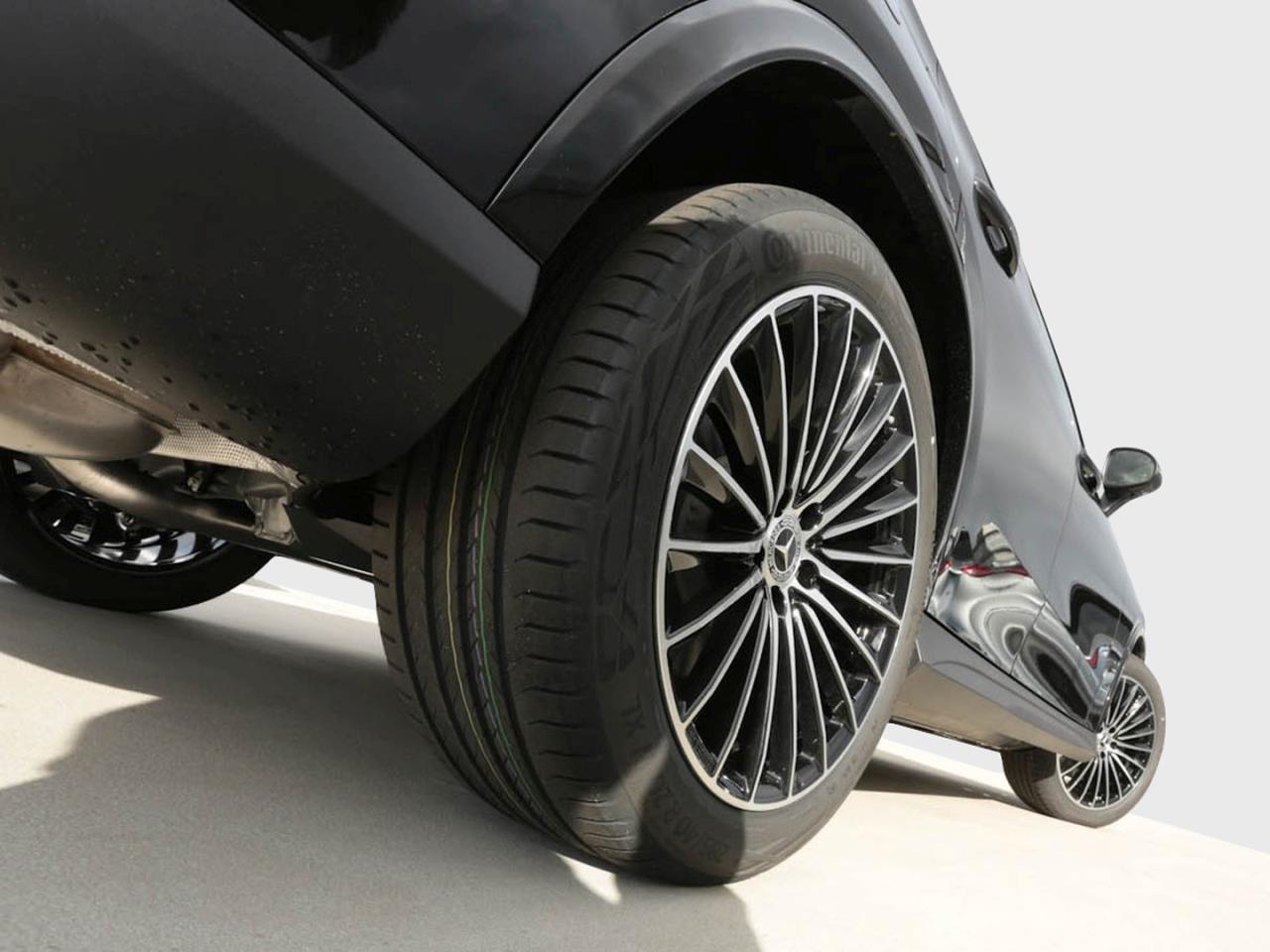 Mercedes-Benz GLC 300 4MATIC Coupé AMG Night Panorama 360° AHK