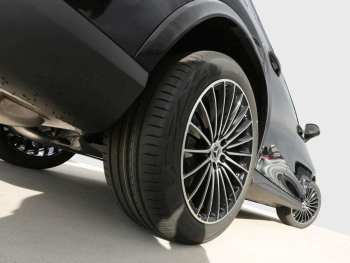 Mercedes-Benz GLC 300 4MATIC Coupé AMG Night Panorama 360° AHK