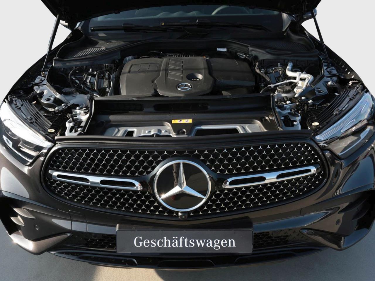 Mercedes-Benz GLC 300 d 4MATIC Coupé AMG Panorama Memory AHK