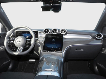 Mercedes-Benz GLC 300 d 4MATIC Coupé AMG Night Panorama 360°
