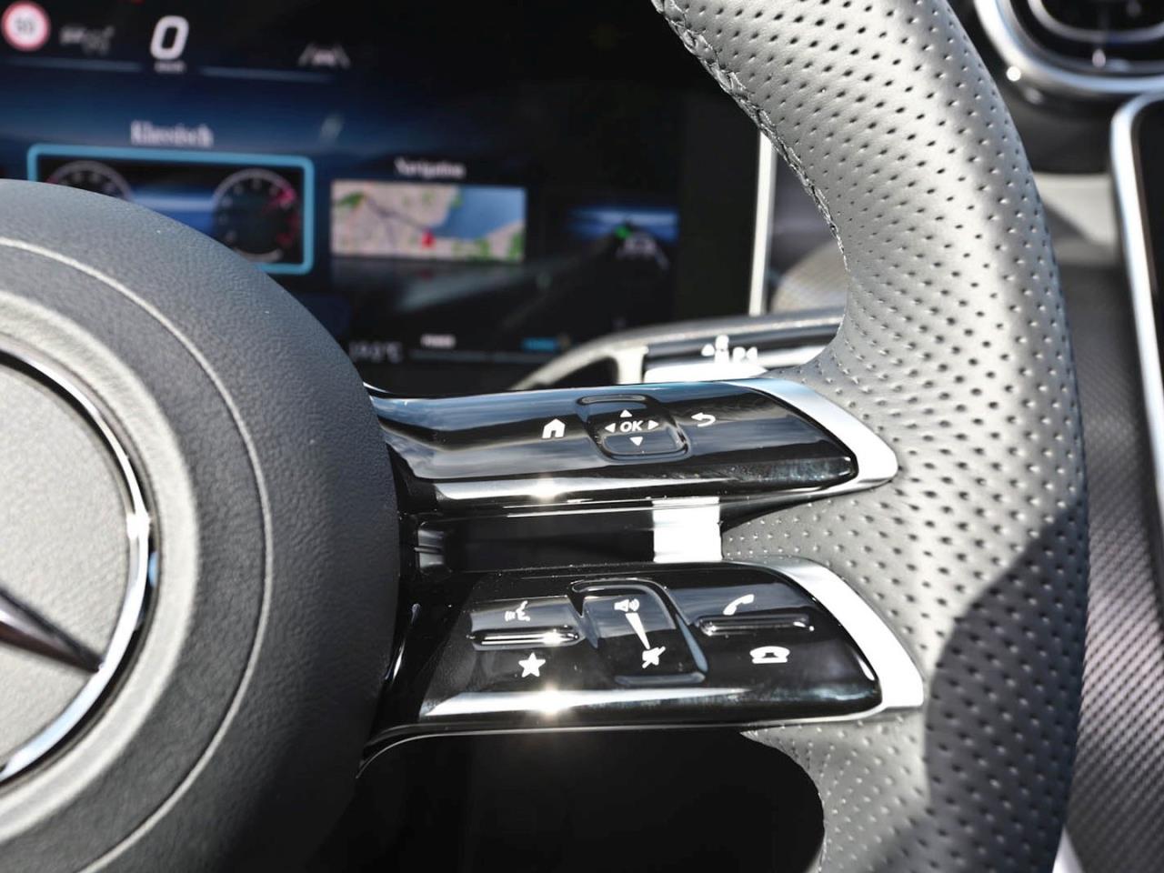 Mercedes-Benz GLC 300 d 4MATIC Coupé AMG Night Panorama 360°