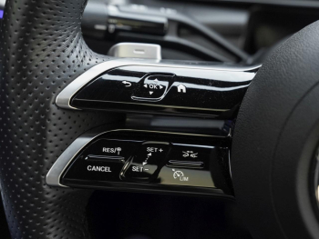 Mercedes-Benz GLC 300 de 4M Coupé AMG Panorama AHK Memory HUD