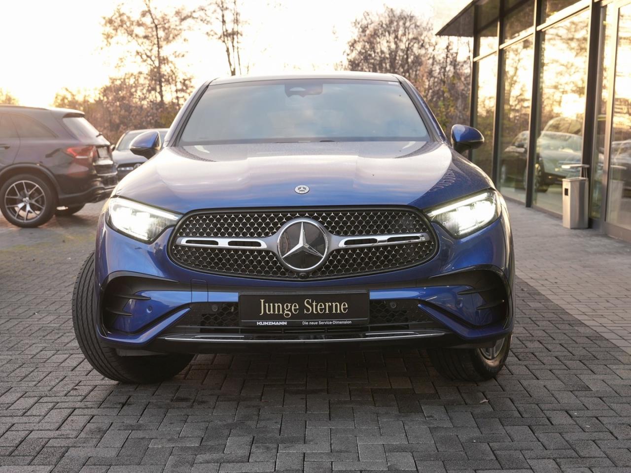 Mercedes-Benz GLC 300 de 4M Coupé AMG Panorama AHK Memory HUD