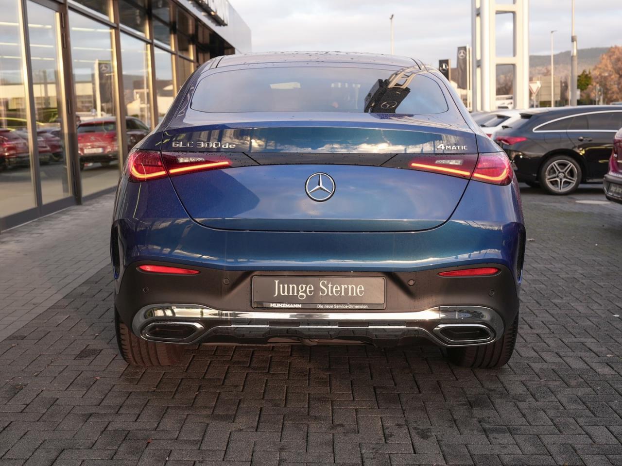 Mercedes-Benz GLC 300 de 4M Coupé AMG Panorama AHK Memory HUD