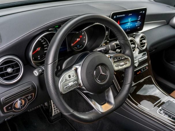 Mercedes-Benz GLC 200 4M AMG Distronic Kamera Totwinkel AHK